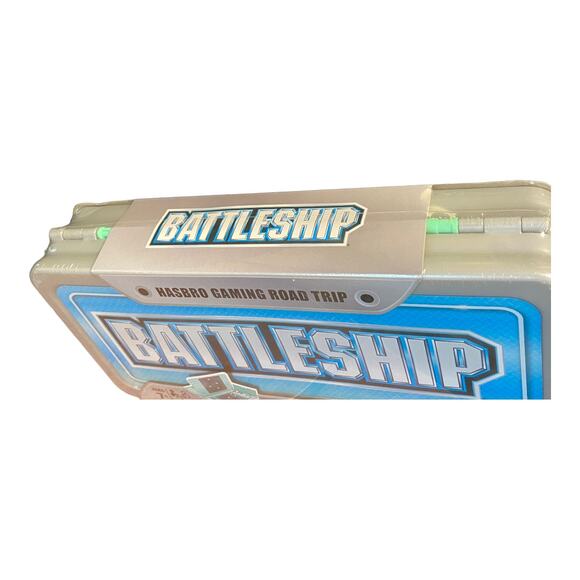Hasbro Battleship Gaming Road Trip Series Full Gameplay Portable Case New Gift - Picture 4 of 11